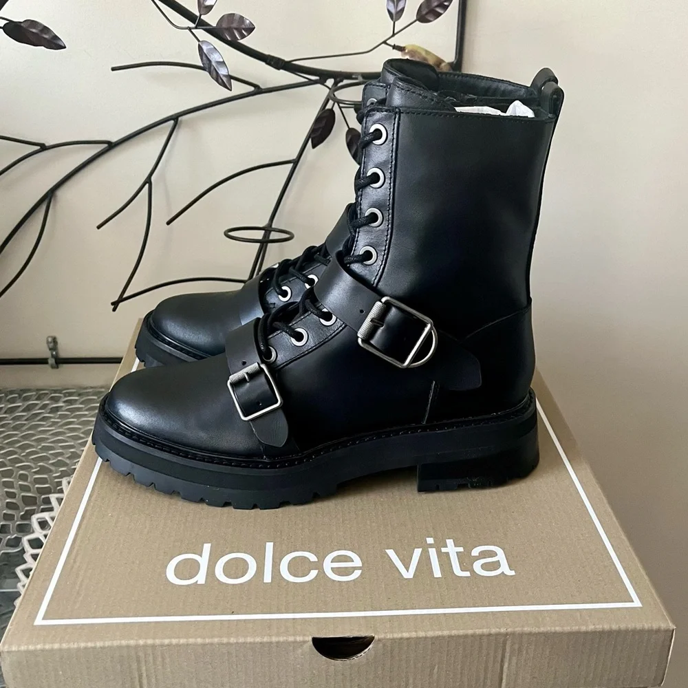 Dolce Vita Ronson Black Leather Lug Sole Lace Up Booties w Buckles Size 7.5 NIB